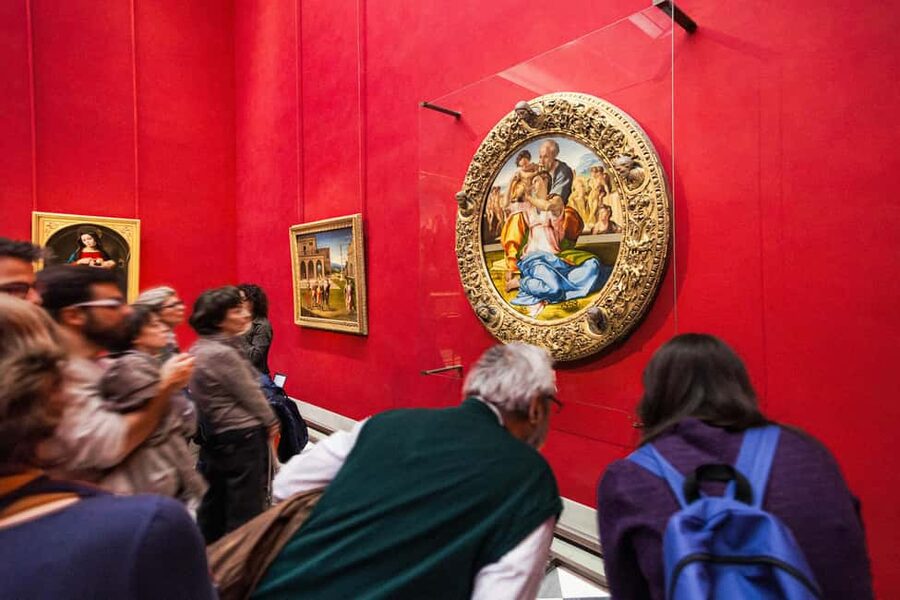Florence: Timed Entry to Uffizi with Optional Audio Guide - Group Size and the Real Difference: Human Help at the Start