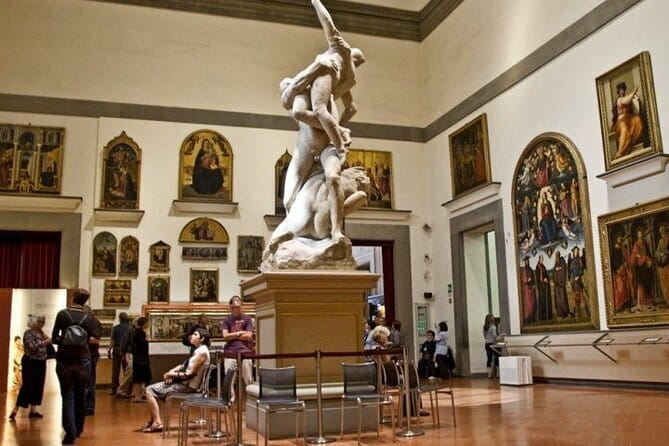 Florence Tour: Michelangelo's David and Historic Center - Accademia Gallery highlights: David, the Prigioni, and Renaissance artists