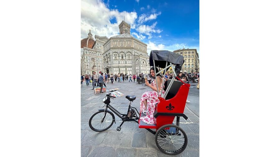 Florence: Tour of Florence by rickshaw - The Driver at Your Disposal, What That Means in Real Life