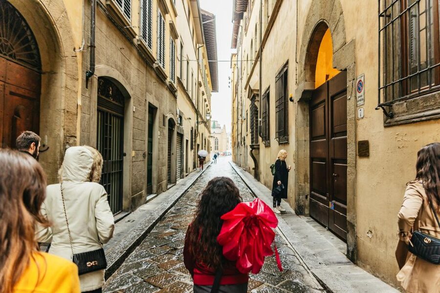 Florence: Tuscan Food and Wine Guided Walking Tour - How the Walk Uses Markets, Medieval Alleys, and Secret Squares