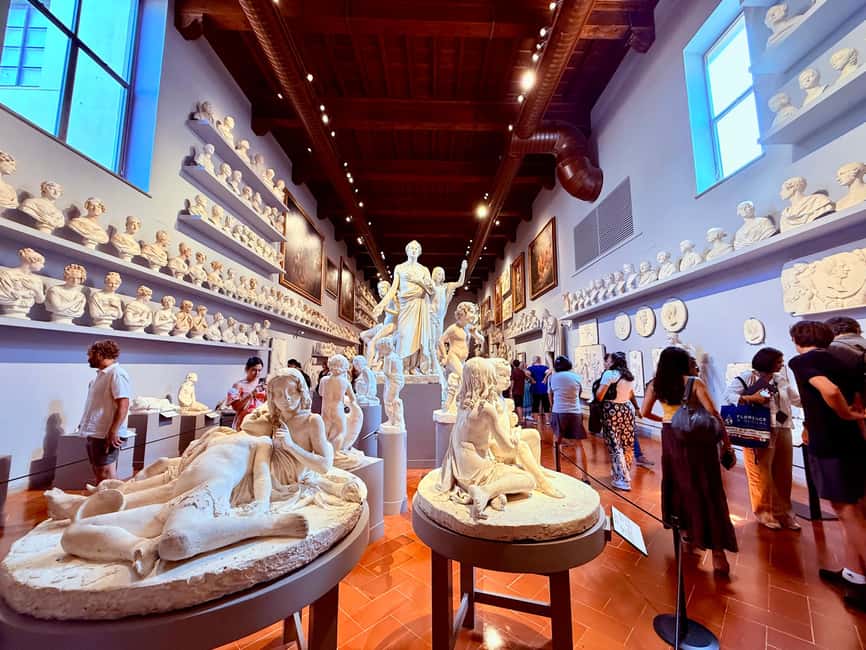 Florence: Uffizi & Accademia Small Group Walking Tour - Accademia: Michelangelo’s David and the Anatomy of Power