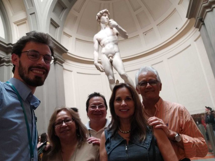 Florence: Uffizi Gallery and Accademia Gallery Guided Tour - How headsets and a group of 15 change the whole experience