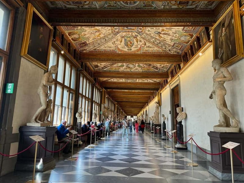 Florence: Uffizi Gallery Fast-Track Ticket - Meeting point in front of Leonardo da Vinci’s statue, then straight to the museum