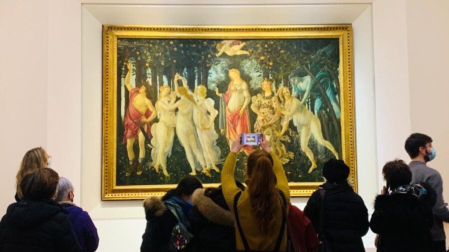 Florence: Uffizi Gallery Guided Tour w/ Skip-the-Line Entry - Security before art: what you should expect at the start