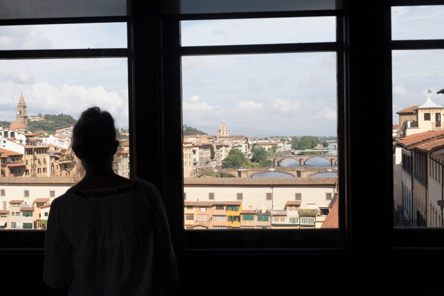 Florence Uffizi Gallery & Medici Vasari Corridor Guided Tour - Practical tips that prevent frustration (and save your photos)