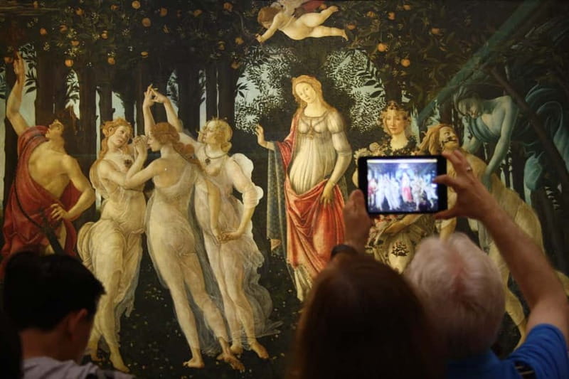 Florence: Uffizi Gallery Skip-the-line Ticket with escort - What priority entry does, and what you still must handle: security check