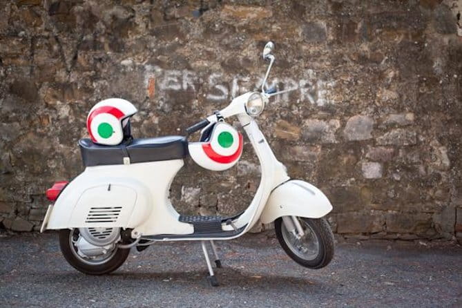 Florence Vespa Tour: Tuscan Hills and Italian Cuisine - Why a Florence Vespa tour beats a bus day through Tuscany