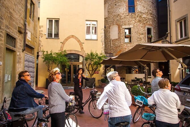 Florence Vintage Bike Tour–guided, small group or private option - San Lorenzo and the Medici burial story you can feel on the ride