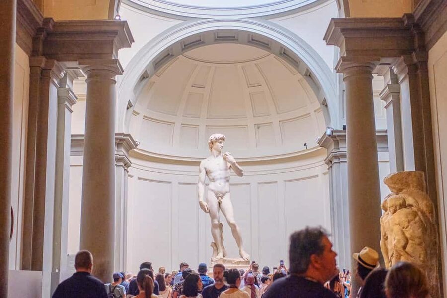 Florence: Walking Tour and Accademia Gallery Tour - Starting Smart in Florence: Accademia First, City Second