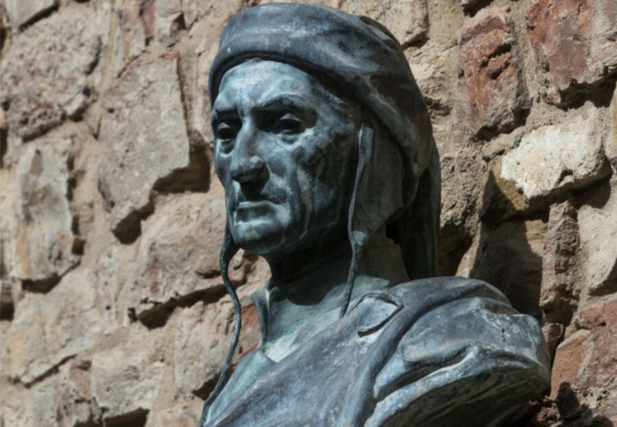 Florence: Walking Tour of Dante's Florence with a Guide - Looking up for Dante on tower walls, then the birth and Beatrice moments