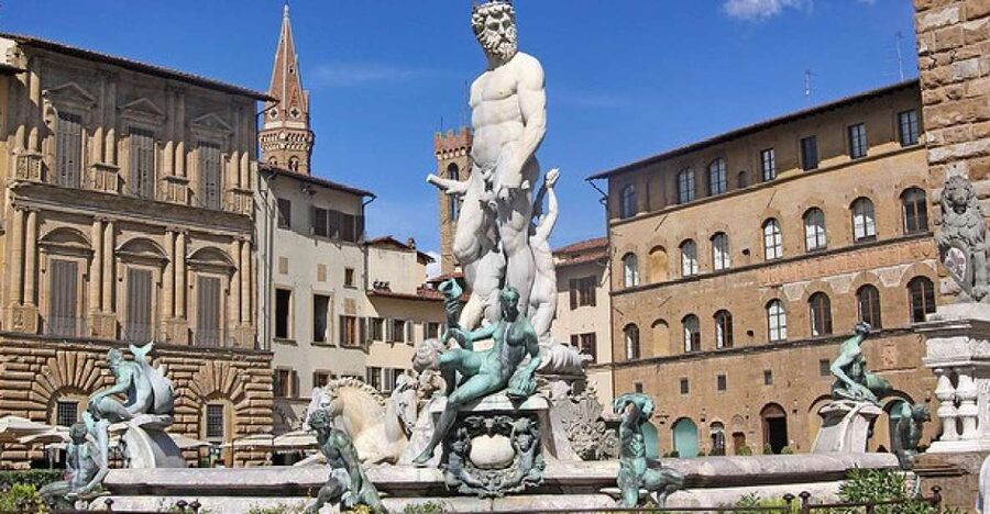 Florence: Walking Tour with Accademia & Uffizi Galleries - Duomo Complex and Orsanmichele: two styles of power in one route