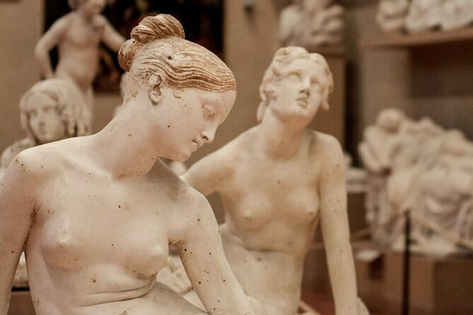 Florence Walking Tour with Accademia, Uffizi & Lunch - Palazzo Medici Riccardi and San Lorenzo: Medici Power, Not Just Pretty Stone