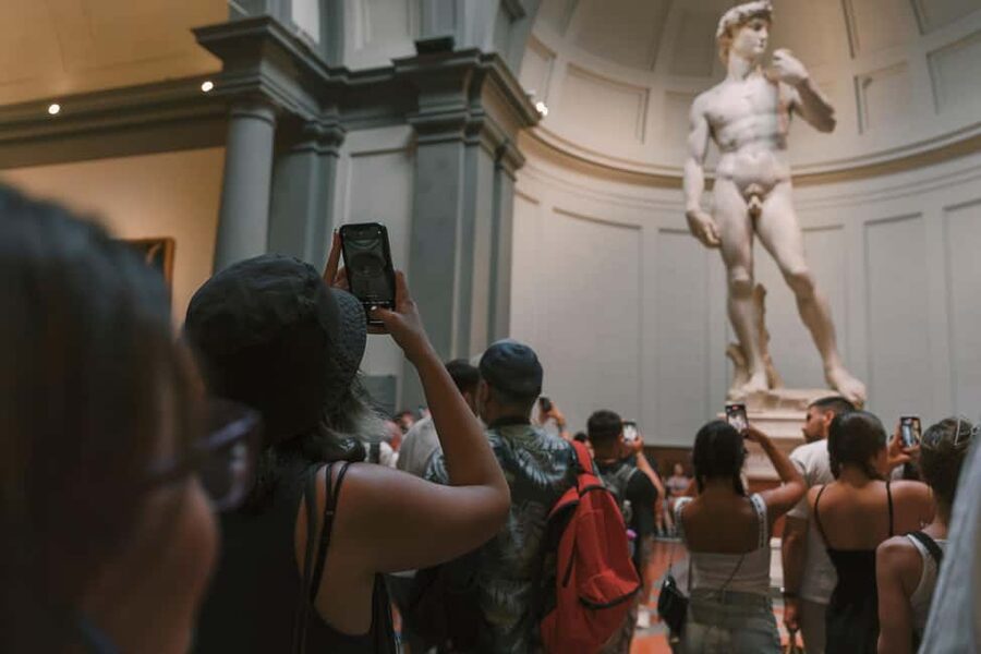 Florence: Walking Tour with David, Duomo & Uffizi Gallery - Duomo Complex Exteriors, Dante, and Orsanmichele: Renaissance Landmarks Without the Entry Hassle