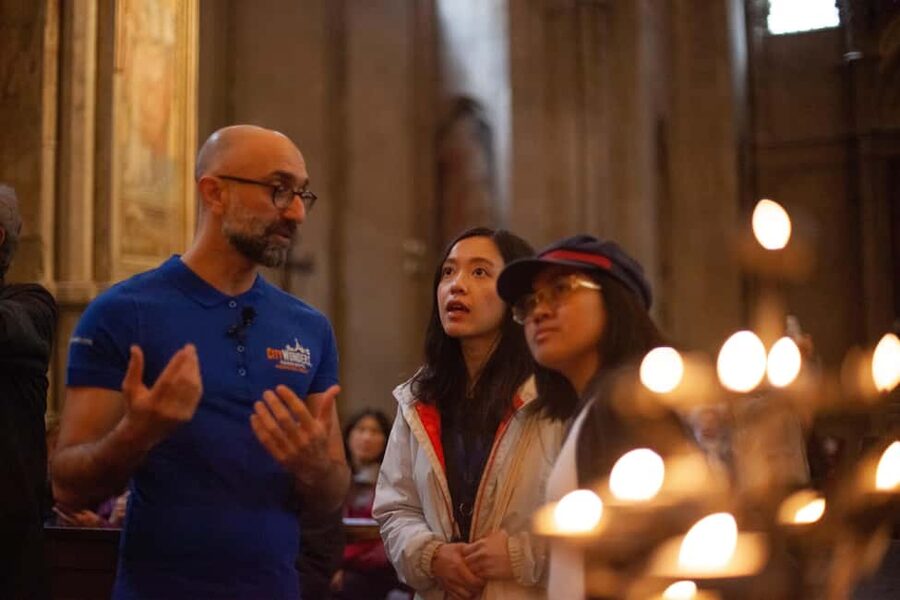 Florence: Walking Tour with Skip-the-Line Accademia Gallery - Piazza della Signoria and Palazzo Vecchio, where art and politics sit together