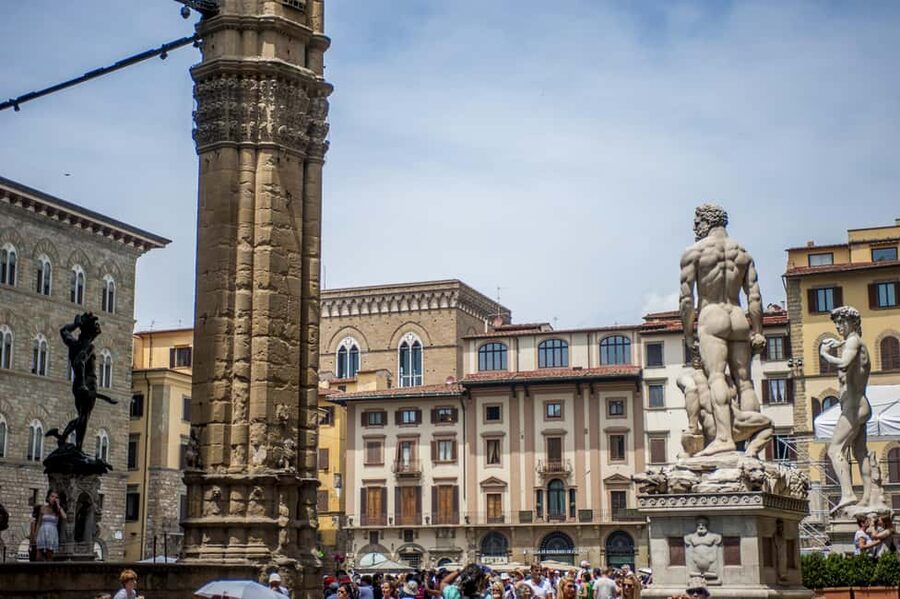Florence: Walking Tour with Skip-the-Line Accademia Gallery - The David moment, why your guide’s 15 minutes matters