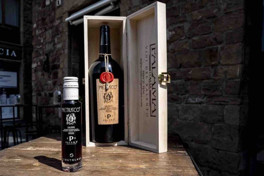 Florence: Wine-tasting Experience in Front of Ponte Vecchio - Where to meet and how the 1-hour plan flows