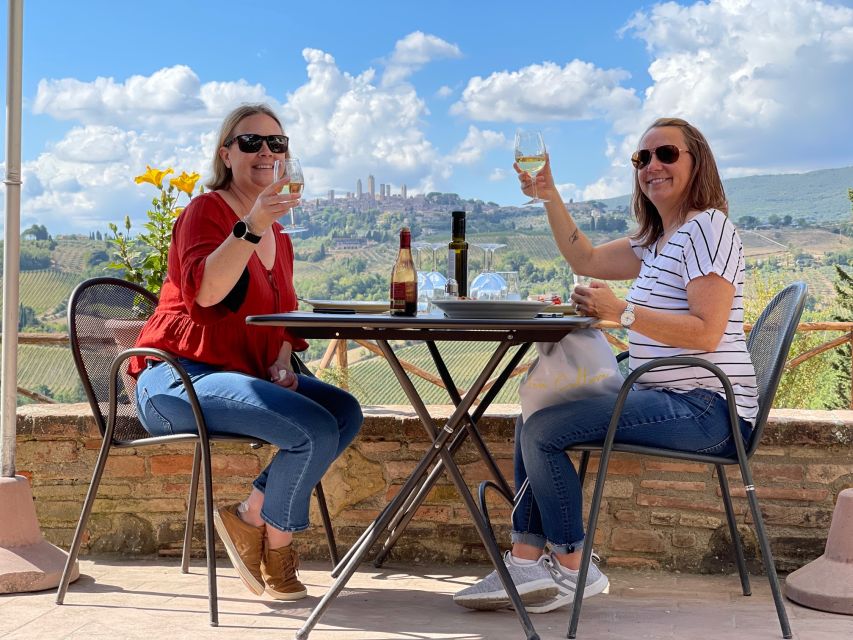 Florence: Wineries, Tastings, Lunch & San Gimignano Day Trip - From Cafe Gamberini to the Chianti hills: how the day starts