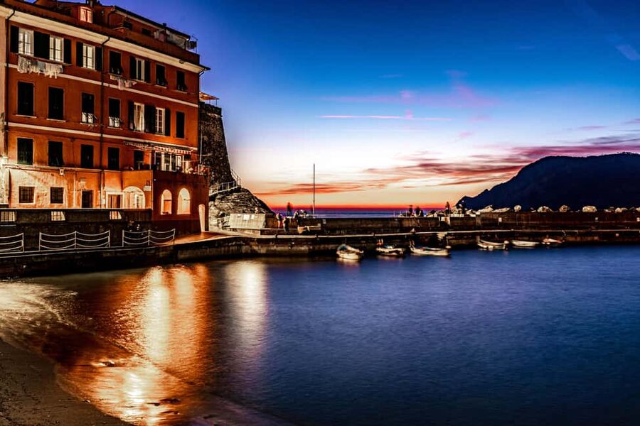 From Florence: Cinque Terre Private Day Trip - Vernazza: fortifications, lunch time, and shopping in a tight, scenic town