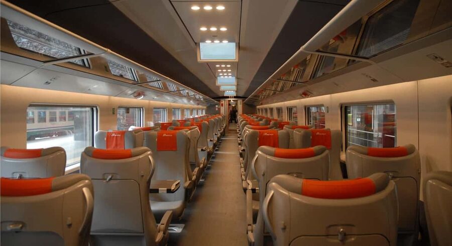From Florence: Explore Venice in a Full Day Tour by Train - The Train Ride, A Quiet Starter Before the Crowd