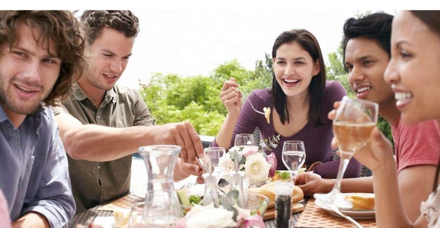 From Florence: Outdoor Wine Dining in San Gimignano Winery - Outdoor Wine Dining in San Gimignano: what this experience really is