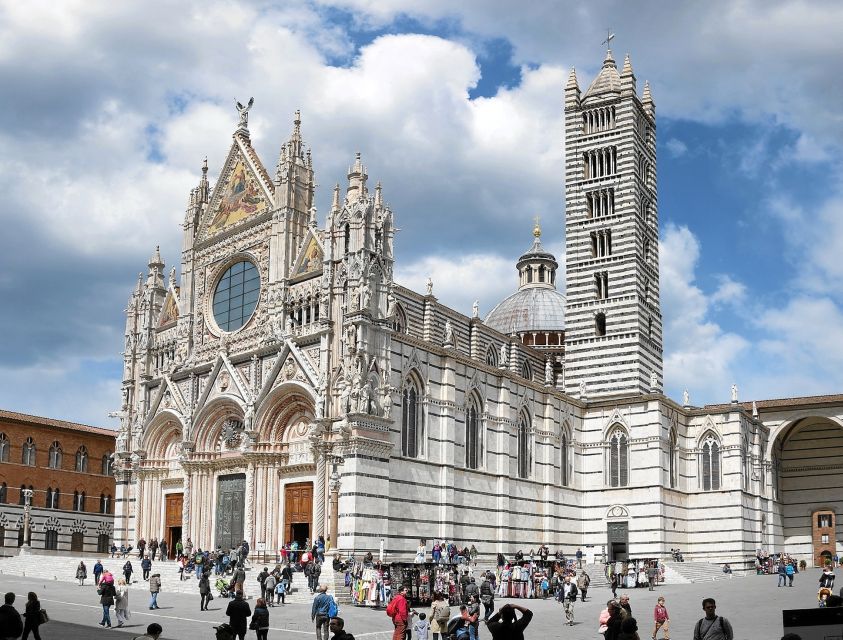 From Florence: Private Siena, San Gimignano + wine tasting - Meeting point at Cantina Antinori and what the small group setup really means