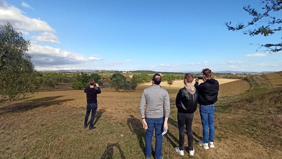 From Florence: Private Wine Tasting Tour in Chianti - What you actually taste: Chianti Classico, Vinsanto, Grappa, and olive oil