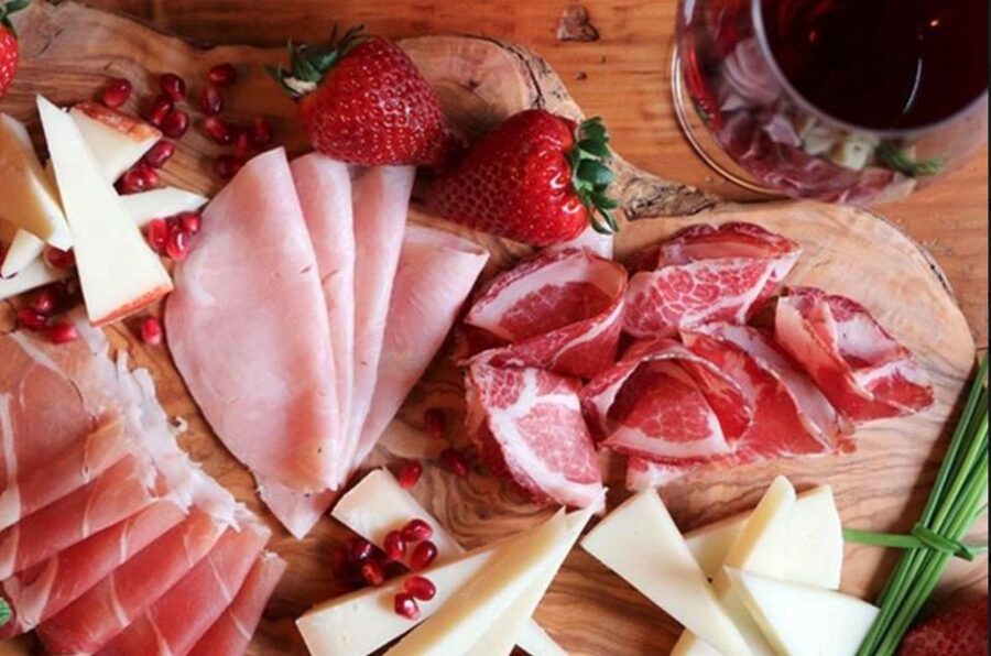 From Florence: Private Wine Tasting Tour in Chianti - Who this private Chianti wine and olive oil tour suits best