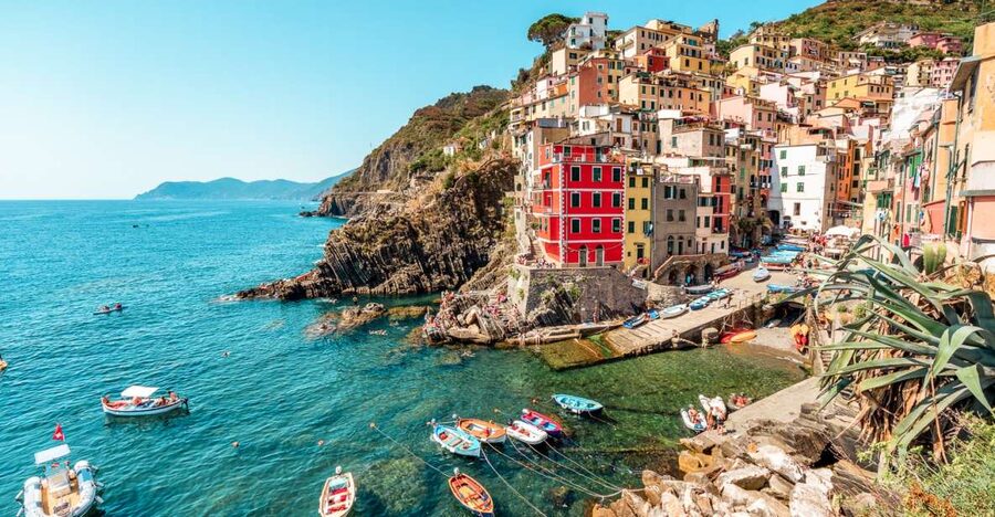 From Florence: Seaside Beauty Day Trip to Cinque Terre - Meeting point near Santa Maria Novella, and what to bring