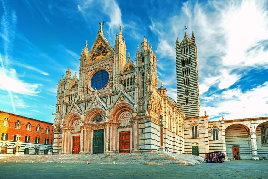 From Florence: Siena & San Gimignano Tour with Wine & Lunch - Coach Comfort, Wi-Fi, and the Realities of a Full Day