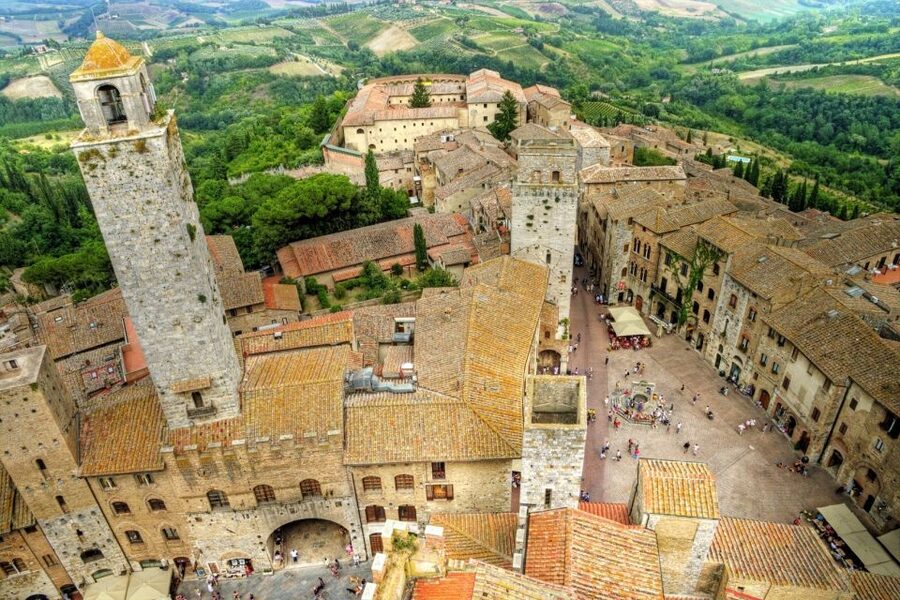 From Florence: Tuscany Highlights Full-Day Tour - Guides and Drivers: Why the Human Part Matters on a Packed Day