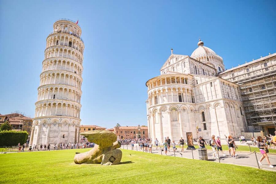 From Montecatini: Half Day Pisa Tour & The Leaning Tower - From Montecatini to Pisa by GT coach: the fast, easy setup