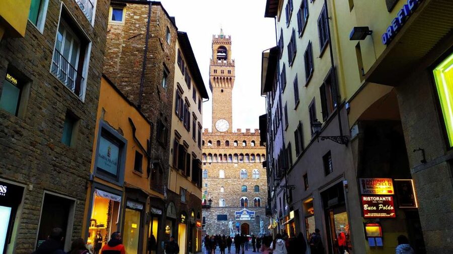 From Rome: Discover Florence and Pisa in a Full-Day Tour - Santa Maria del Fiore Area and the Bell Tower Factor