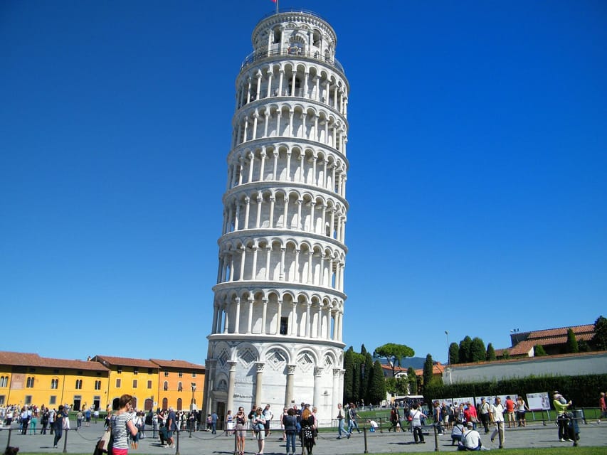 From Rome: Discover Florence & Pisa in a Full-Day Trip - Rome to Tuscany: The Bus Ride With Live English and Spanish Commentary