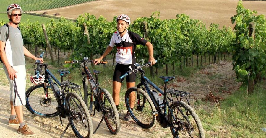 From Siena: Chianti Countryside E-Bike Tour w/ Lunch & Wine - Riding Chianti by E-Bike, the Smart Way to Cover More Country Lanes