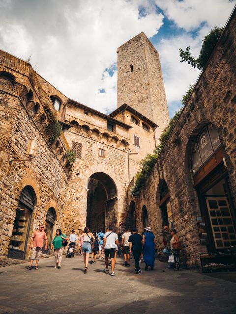 Full-Day Excursion to Siena, San Gimignano & Pisa - Price and value: $611 per person for three icons