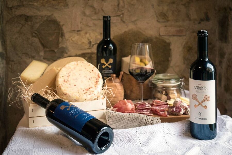 Half-Day Tour from Florence: Chianti Colors & Flavors - Stop Two at the Second Chianti Estate: More Wines, More Appetizers, More Comparison