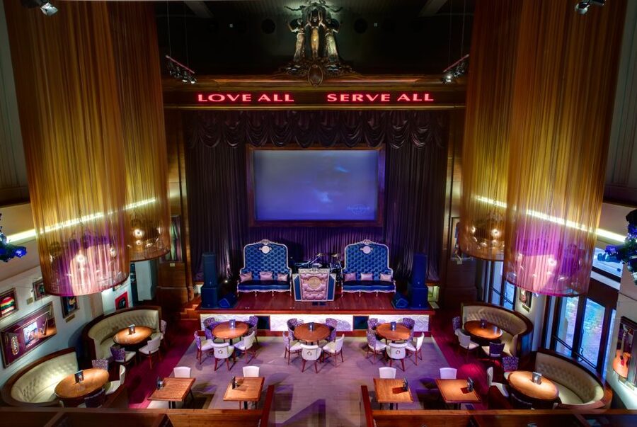 Hard Rock Cafe Florence with Set Menu for Lunch or Dinner - Where This Fits Best in a Florence Day