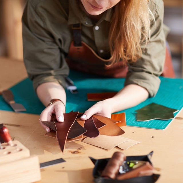 Leather and Passion: A Tour of Florentine Craftsmanship - Gelato break: a simple finish that fits the day