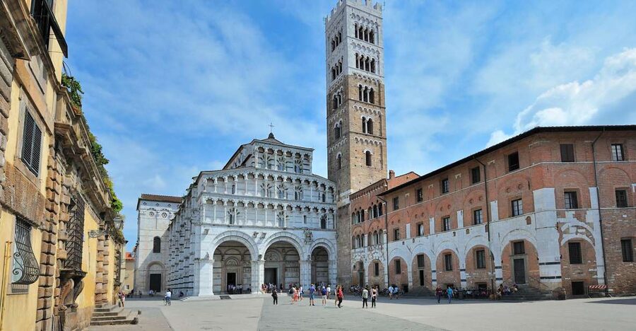 Lucca: Private Guided Walking Tour - Lucca’s “Read It on Foot” Advantage
