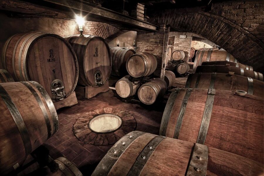 Montalcino: Brunello Wine Tasting & Lunch in a Tuscan Castle - What to expect during the 1.5 hours