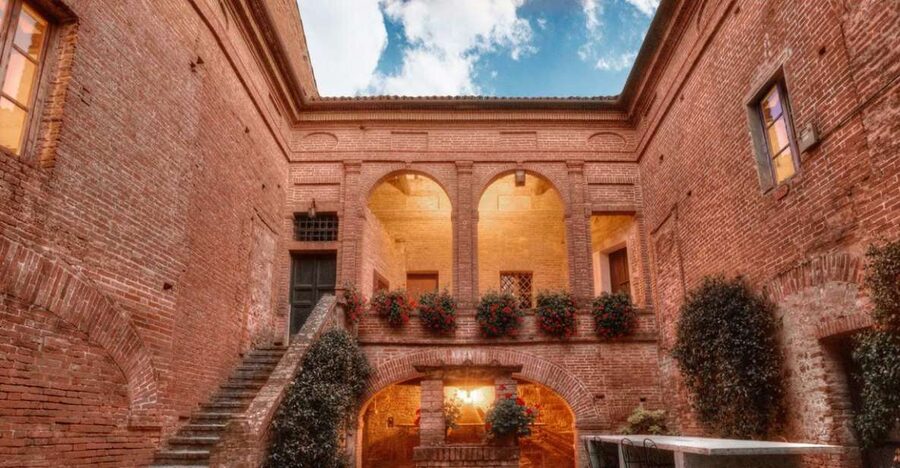 Montalcino: Brunello Wine Tasting & Lunch in a Tuscan Castle - Getting there on time at Castello Tricerchi