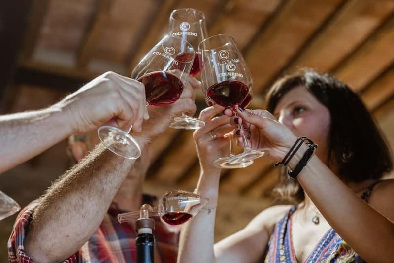 MONTALCINO : Wine Tasting with Tuscan Cold Cuts and Cheese - Guide and group size: why the small format matters