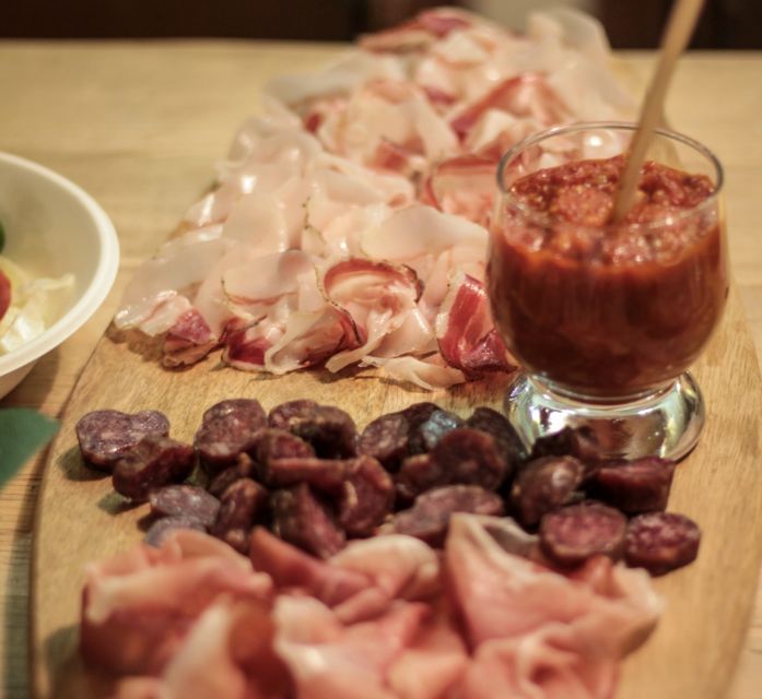 Montepulciano: Guided Walking Tour and Food Tasting - Piazza Grande Meeting Point: The Fastest Way to Get Oriented