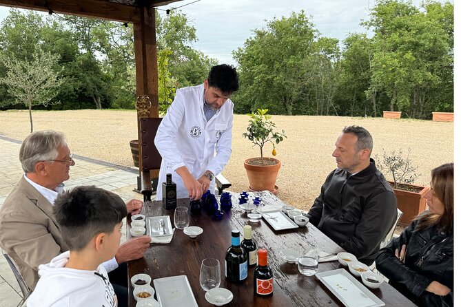 Olive Oil Tours and Tasting at Frantoio di Montalcino - Tasting extra virgin olive oils: what you should pay attention to