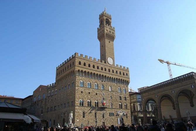 Palazzo Vecchio guided experience with entrance ticket - Why Palazzo Vecchio makes sense as a first Florence palace stop