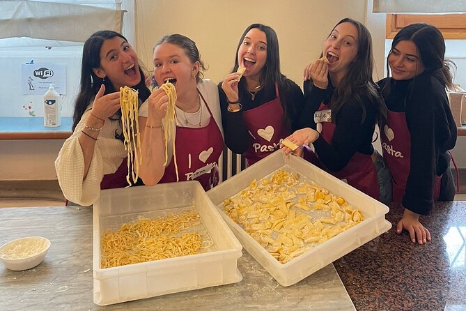 Pastamania - Florence Pasta Making Class - The Sit-Down Meal: Wine, Family-Style Eating, Dessert
