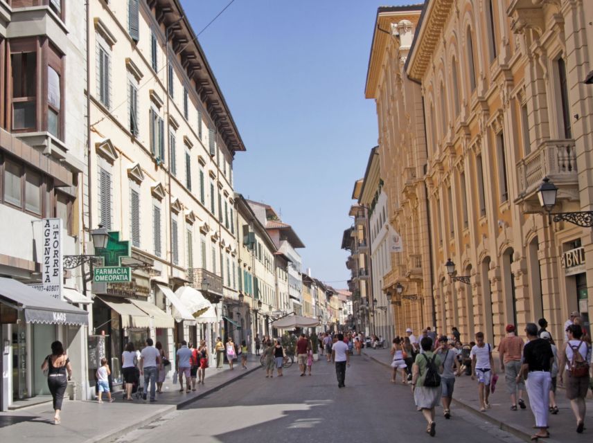 Pisa: 2-Hour Walking Tour - Piazza die Cavalieri and the lead-up to the UNESCO Cathedral complex