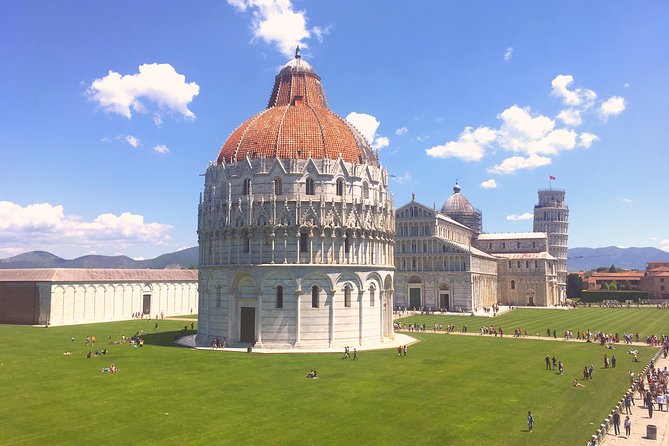 Pisa all inclusive: Baptistery, Cathedral and Leaning Tower guided tour - Baptistery and Cathedral interiors, your photo and listening plan