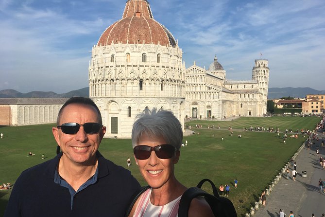 Pisa all inclusive: Baptistery, Cathedral and Leaning Tower guided tour - Pace, audio, and small-group comfort