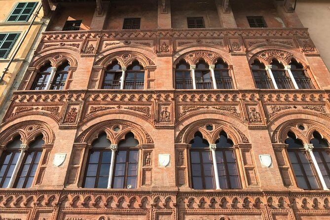 Pisa: Beyond the Tower (1h round-trip tour) - Palazzo Blu: Art Museum Stop With an Easy Payoff